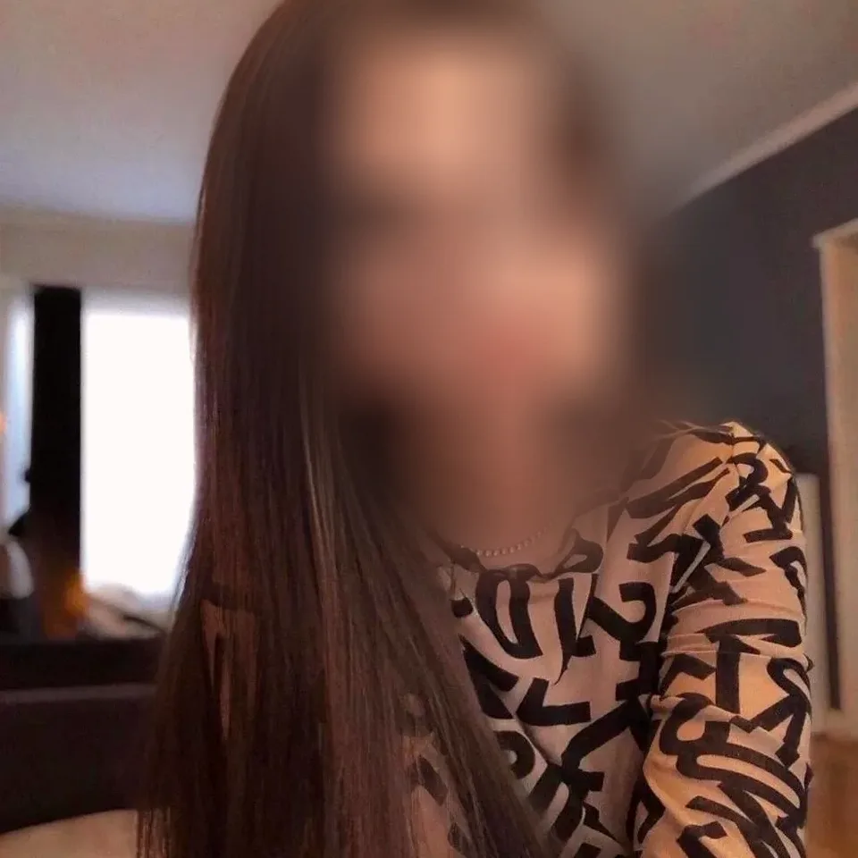Daisy, 21