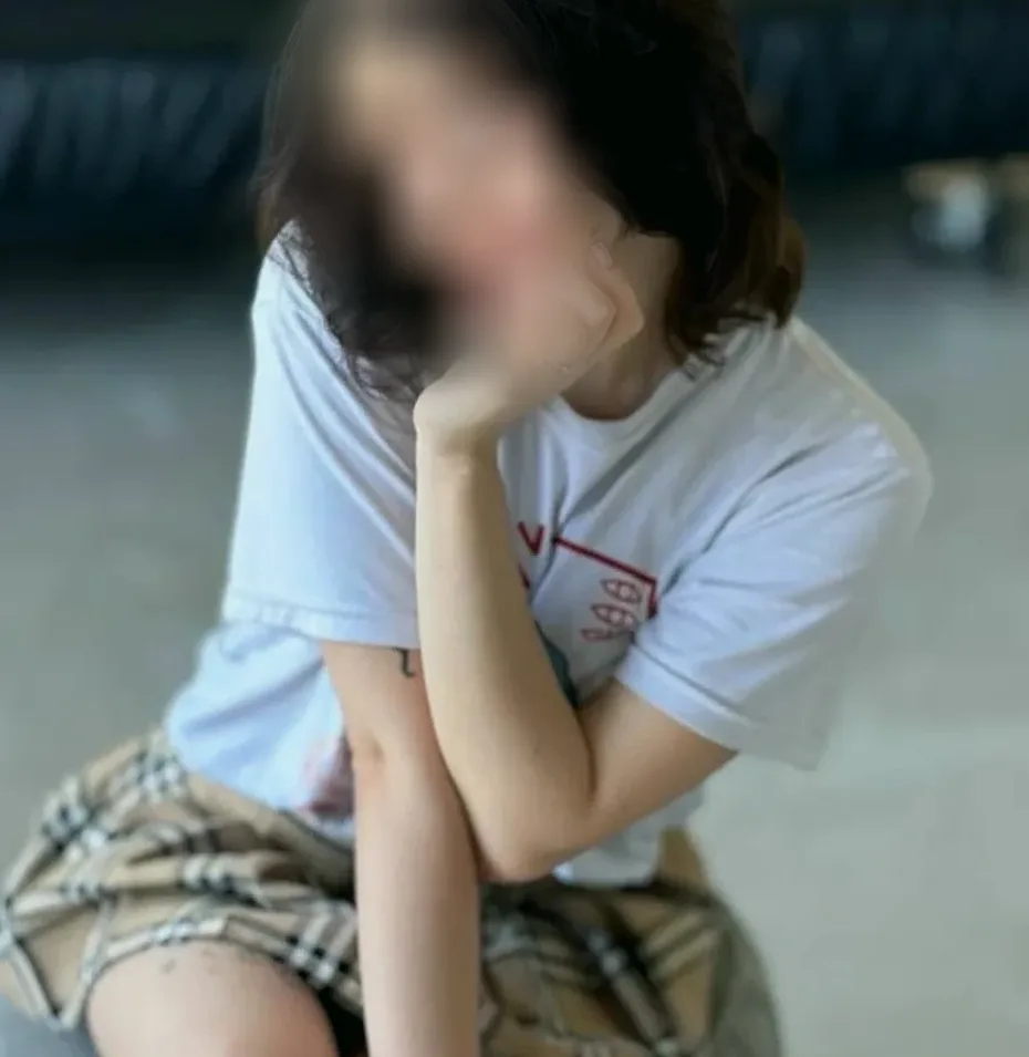 Harleen, 21
