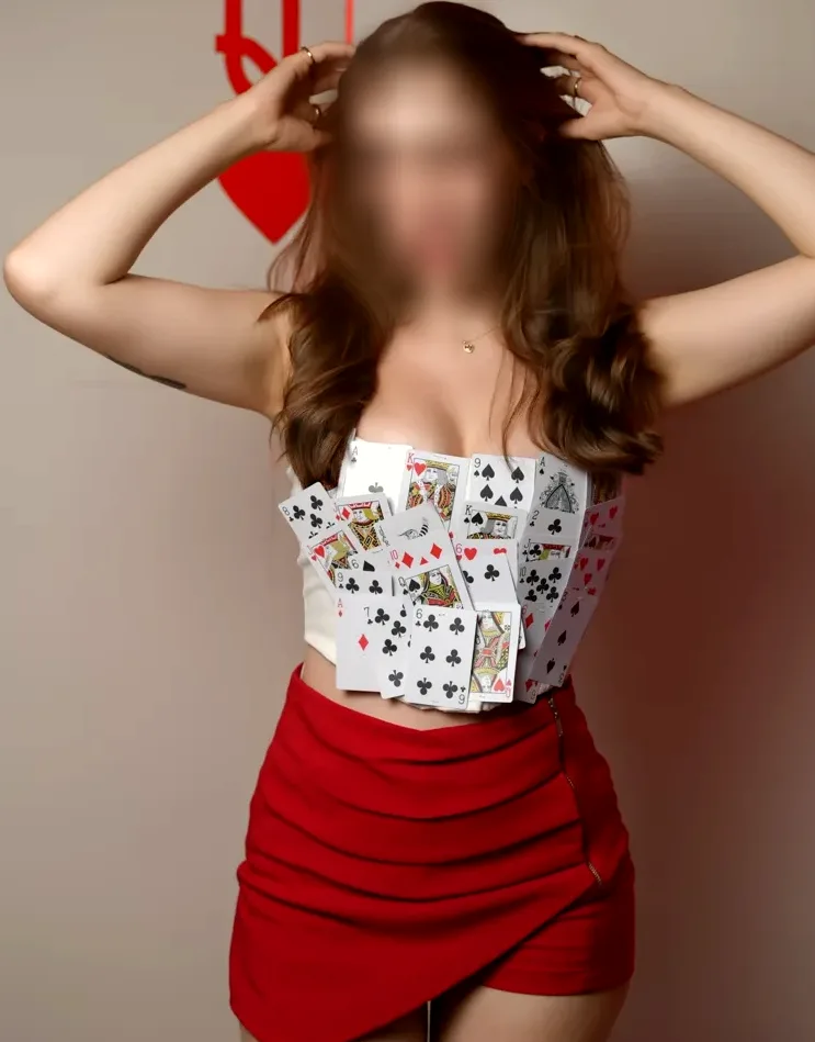 Samantha, 20
