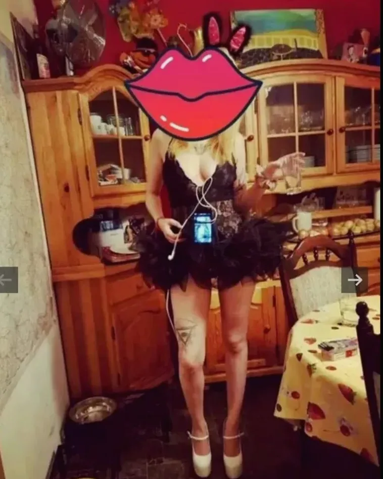 Simran, 34